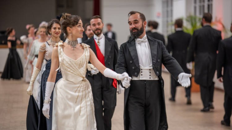 danse-historique-reconstitution-historique-danse-historique-nemours-8