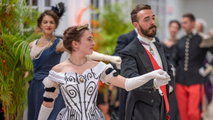 danse-historique-reconstitution-historique-danse-historique-nemours-9